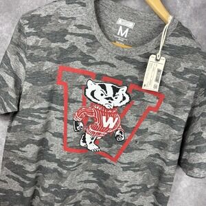 Wisconsin Badgers T-Shirt Men's M Grey White Red Camo Badger Mascot College NEW
